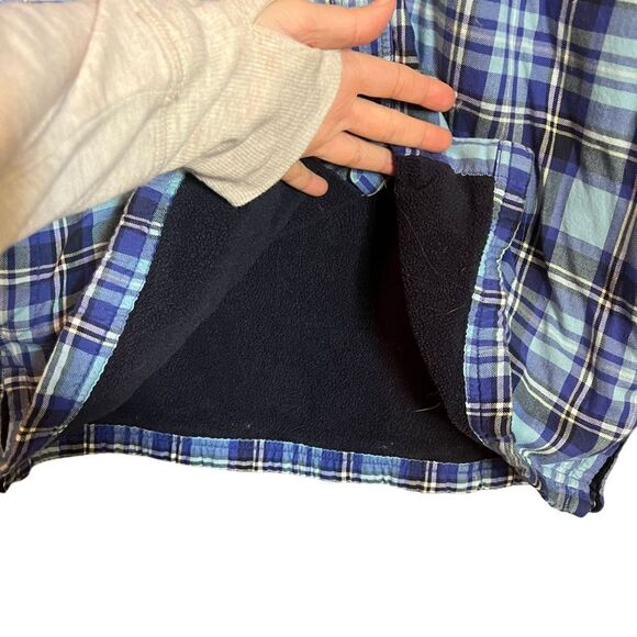 L.L. Bean blue plaid fleece lined shirt. Size xxs - Picture 8 of 10